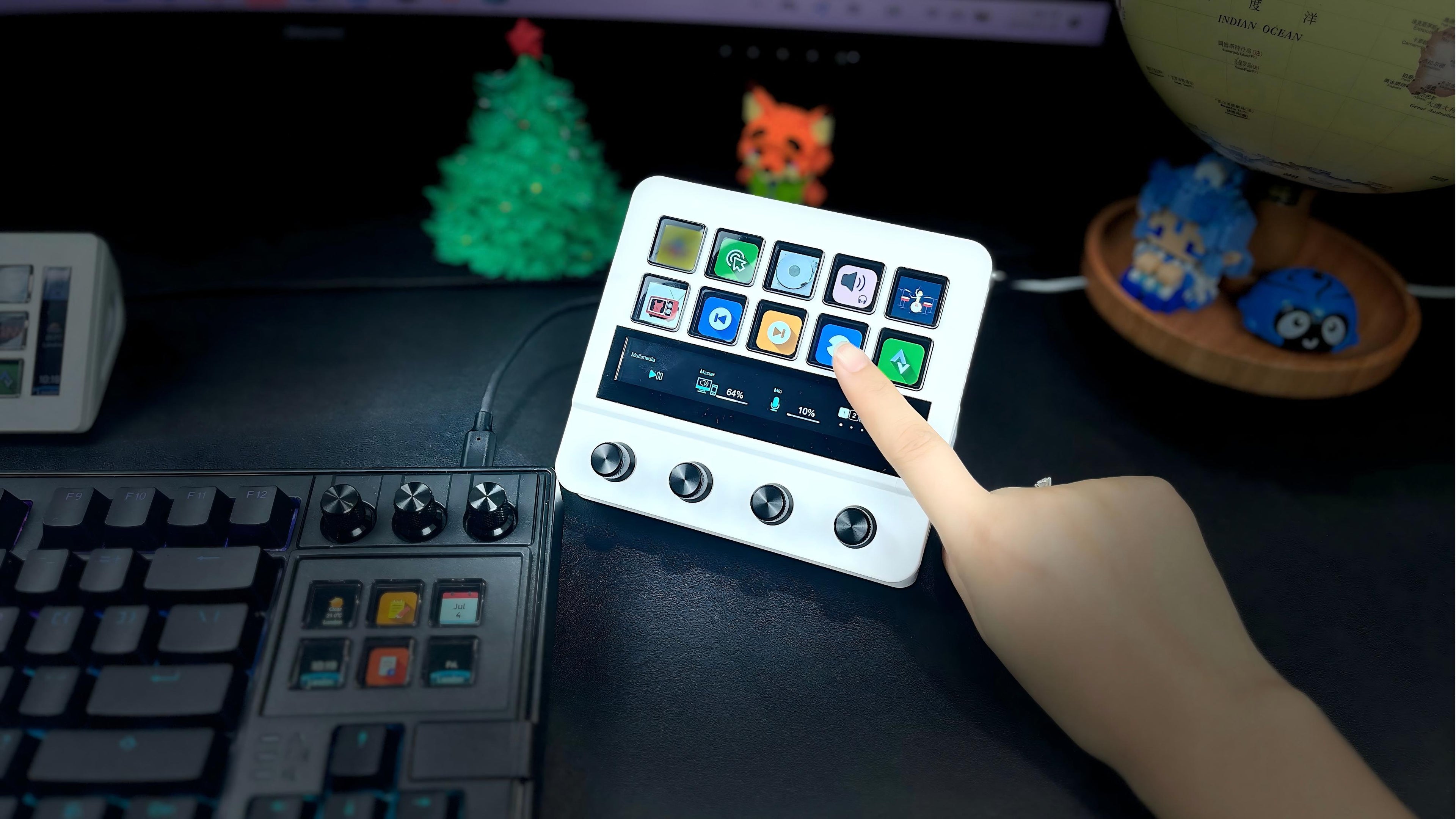 Load video: very detailed introduction of our Stream Dock series&#39; features and functions.
